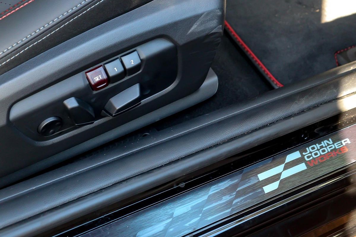 2025 MINI Cooper JCW Classic F66