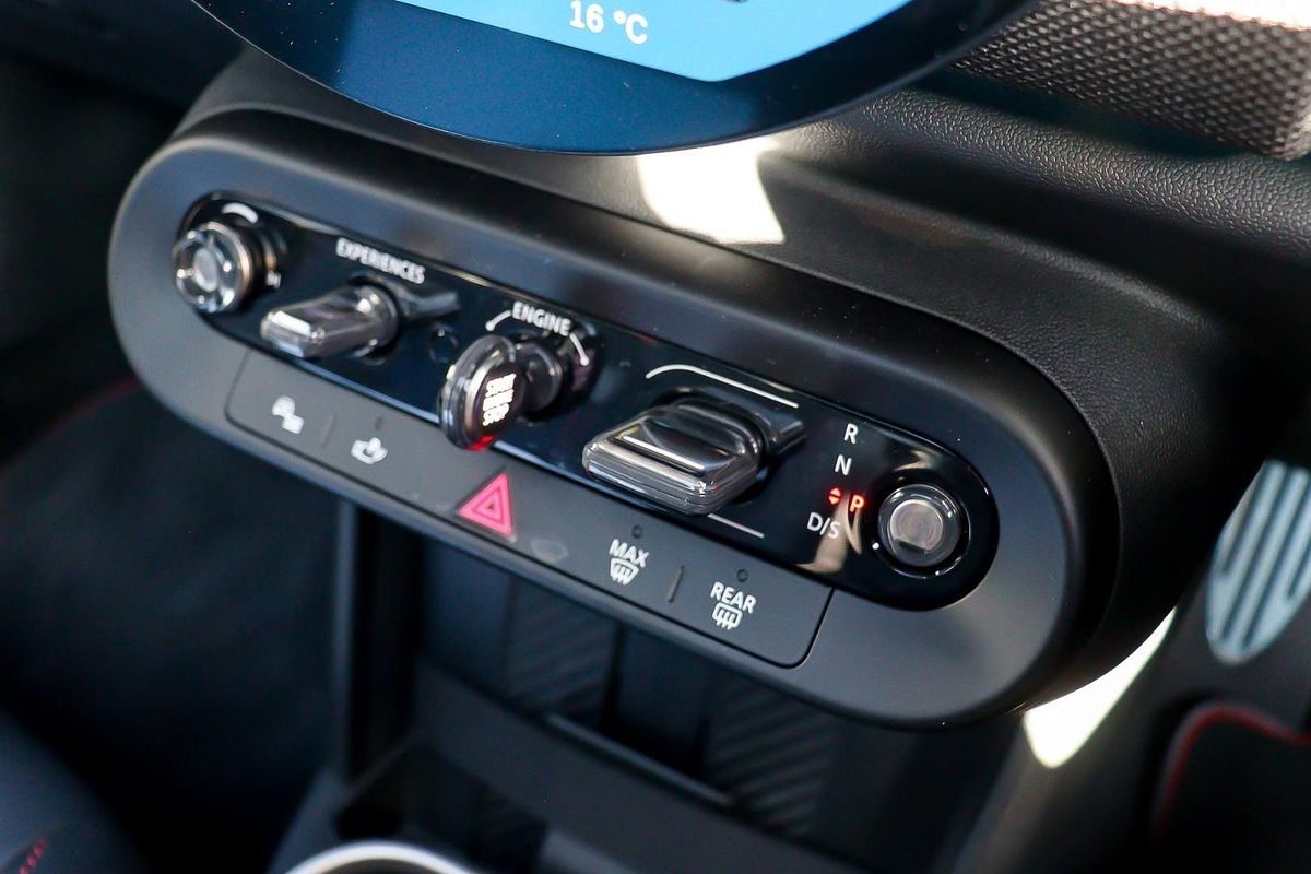 2025 MINI Cooper JCW Classic F66
