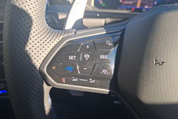 2025 Volkswagen T-Roc R D11