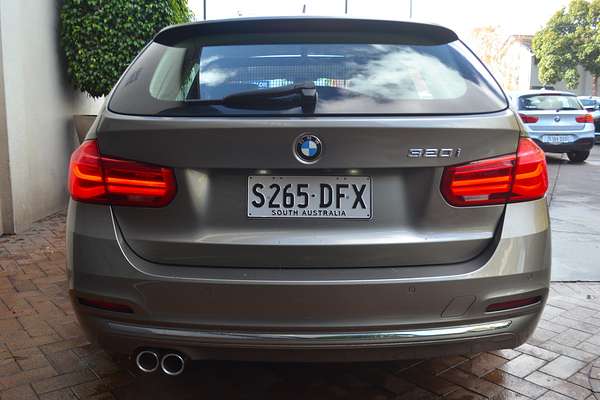 2017 BMW 3 Series 320i Luxury Line F31 LCI