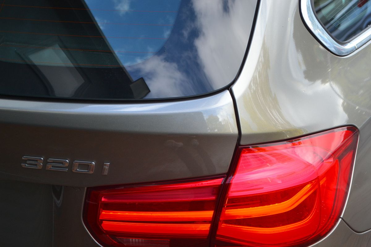2017 BMW 3 Series 320i Luxury Line F31 LCI