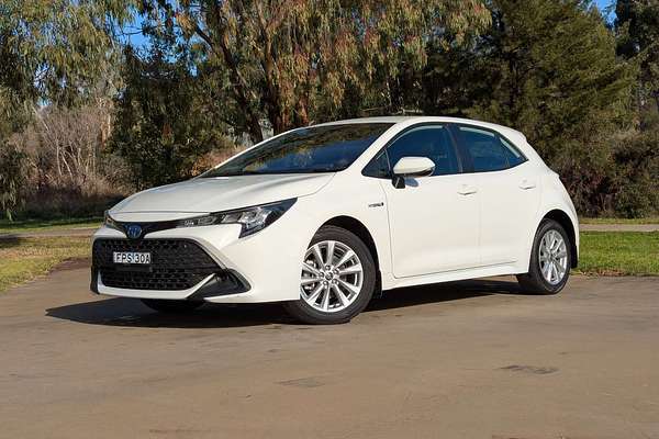 2024 Toyota Corolla Ascent Sport Hybrid ZWE219R