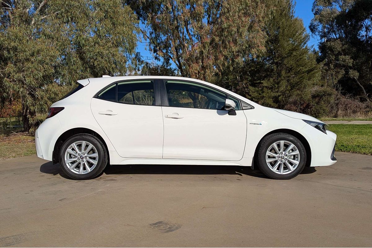 2024 Toyota Corolla Ascent Sport Hybrid ZWE219R
