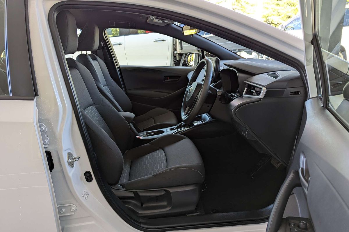 2024 Toyota Corolla Ascent Sport Hybrid ZWE219R
