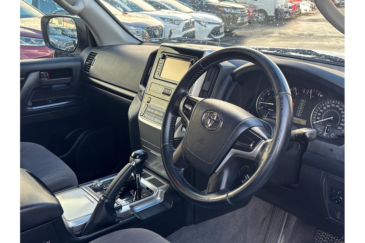 2017 Toyota Landcruiser GXL VDJ200R