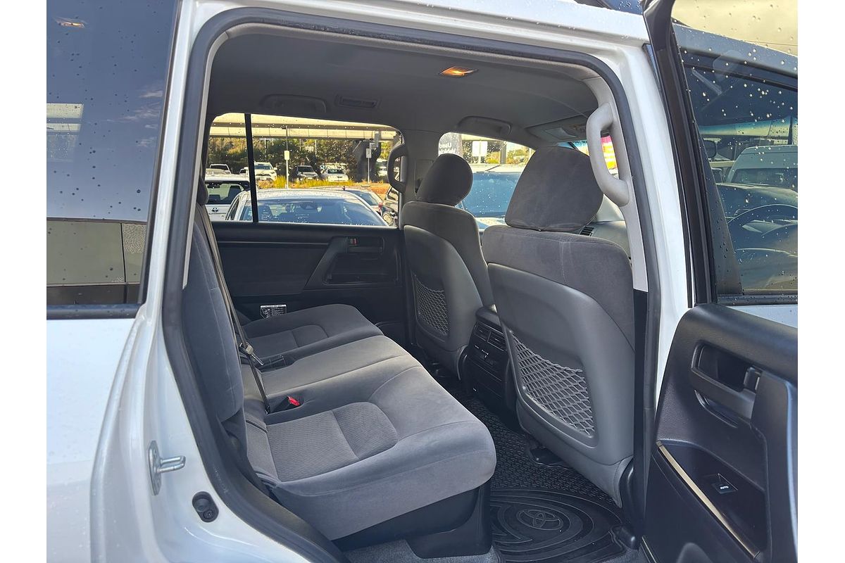 2017 Toyota Landcruiser GXL VDJ200R