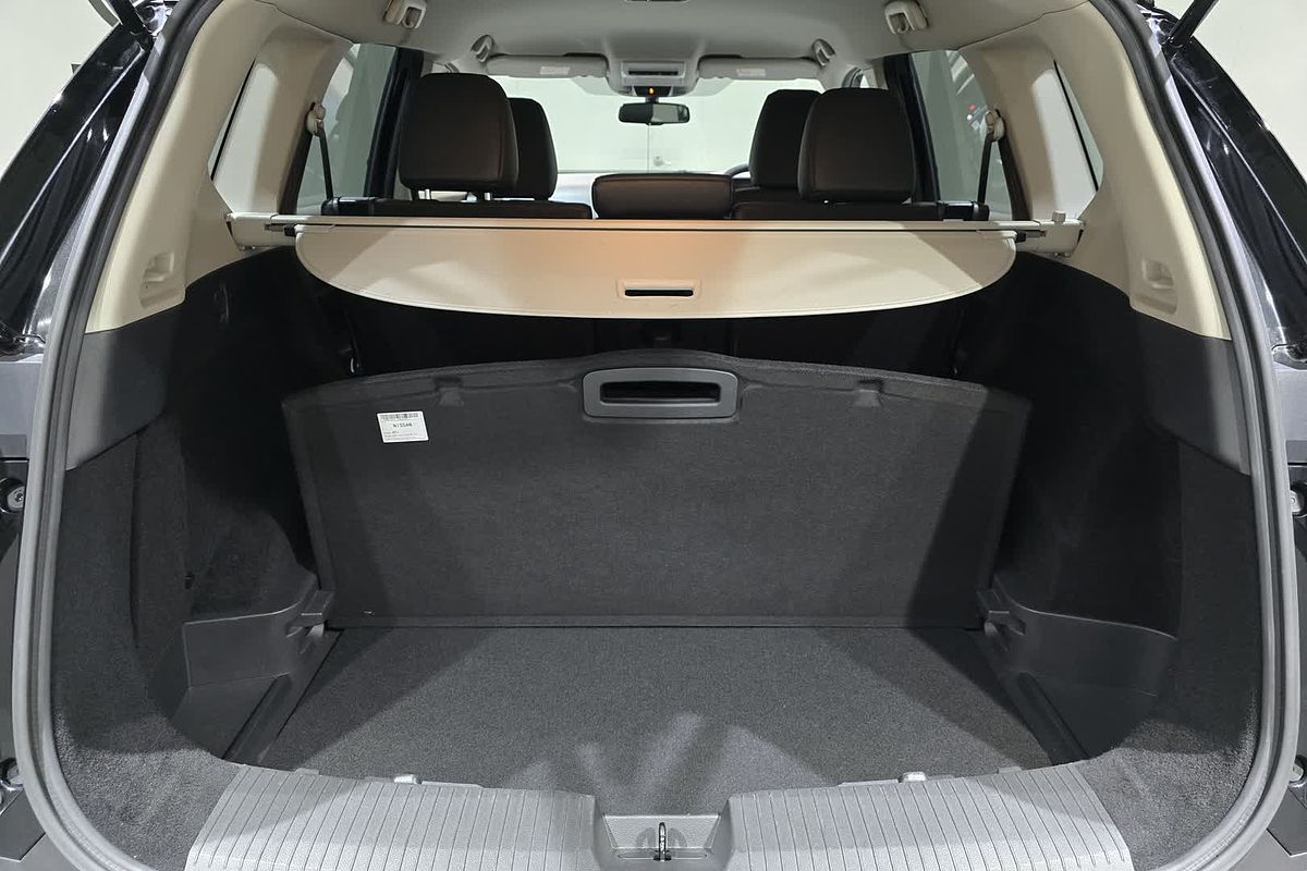 2023 Nissan X-TRAIL X-TRAIL ST-L (2WD) XT2PASTL