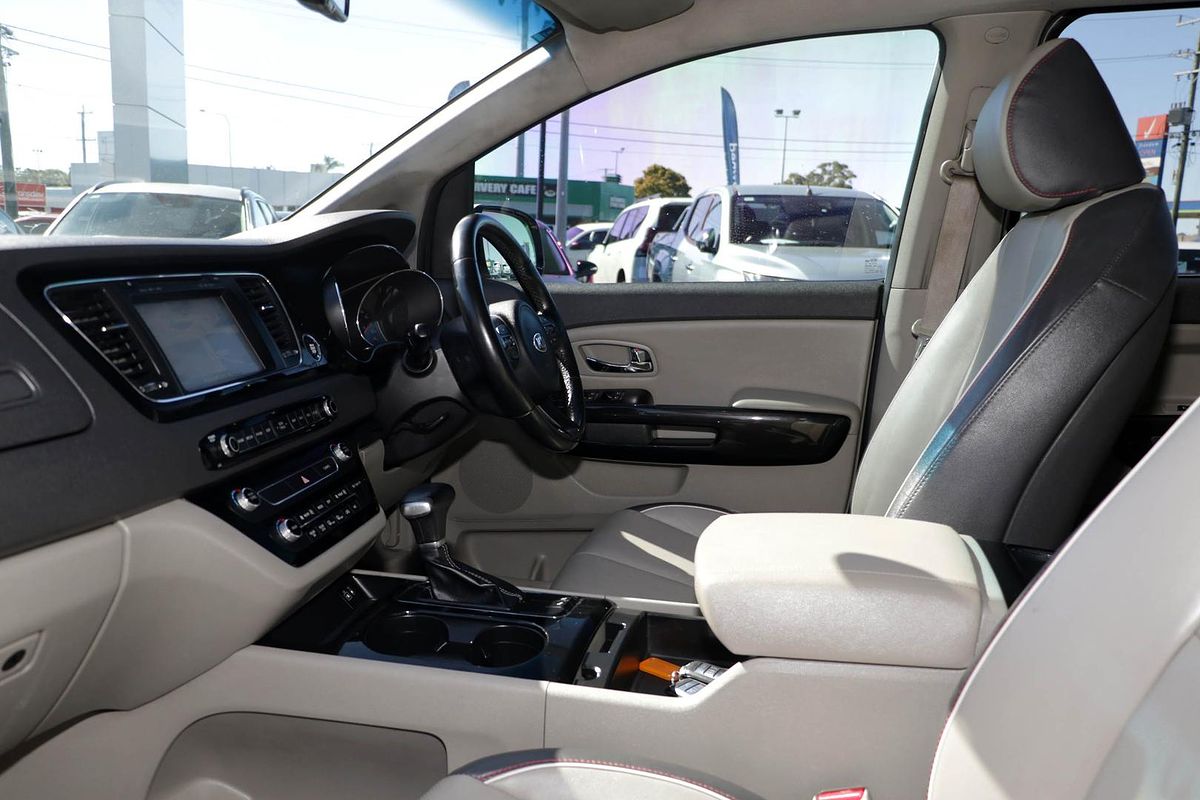 2017 Kia Carnival SLi YP