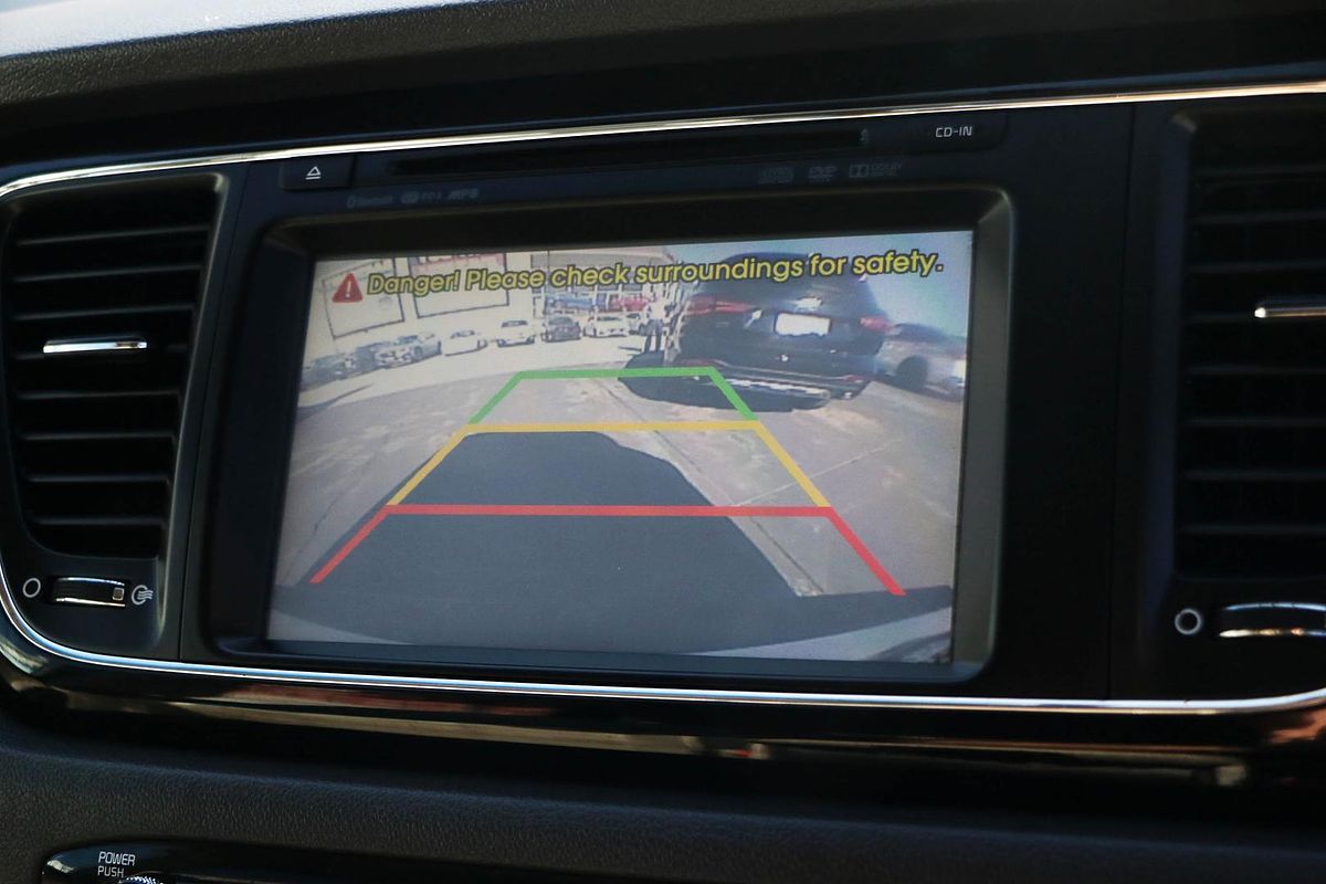 2017 Kia Carnival SLi YP