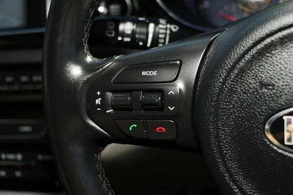 2017 Kia Carnival SLi YP