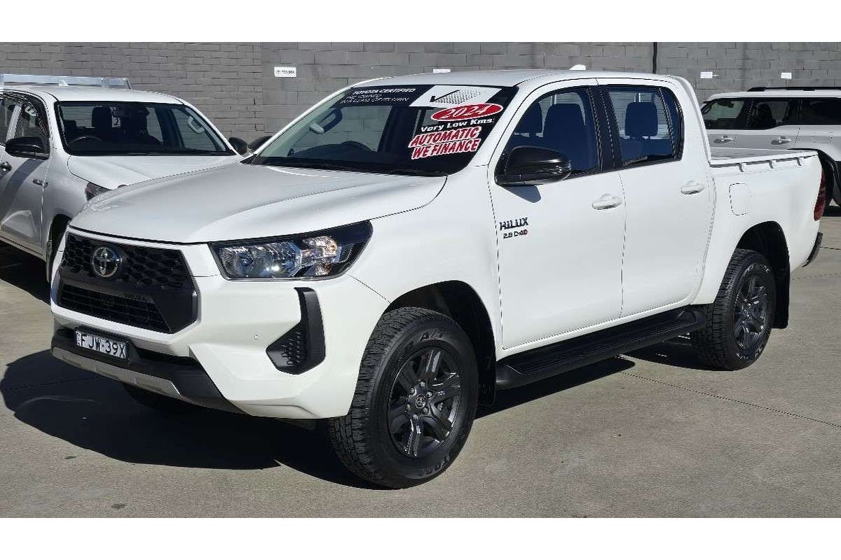 2024 Toyota Hilux SR GUN126R