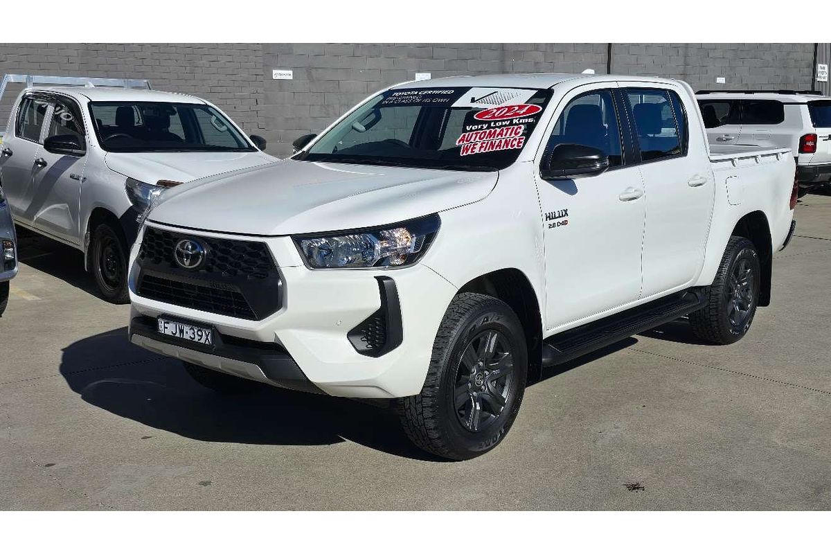2024 Toyota Hilux SR GUN126R
