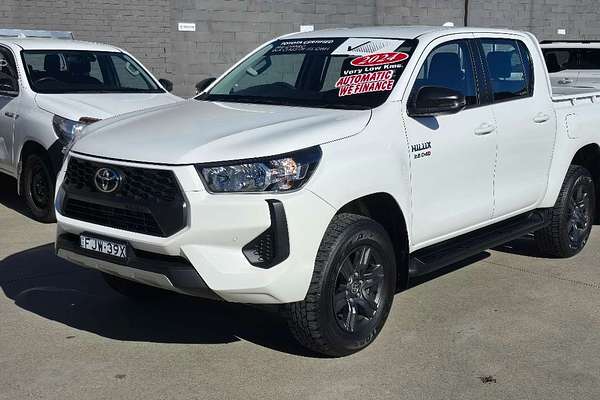 2024 Toyota Hilux SR GUN126R