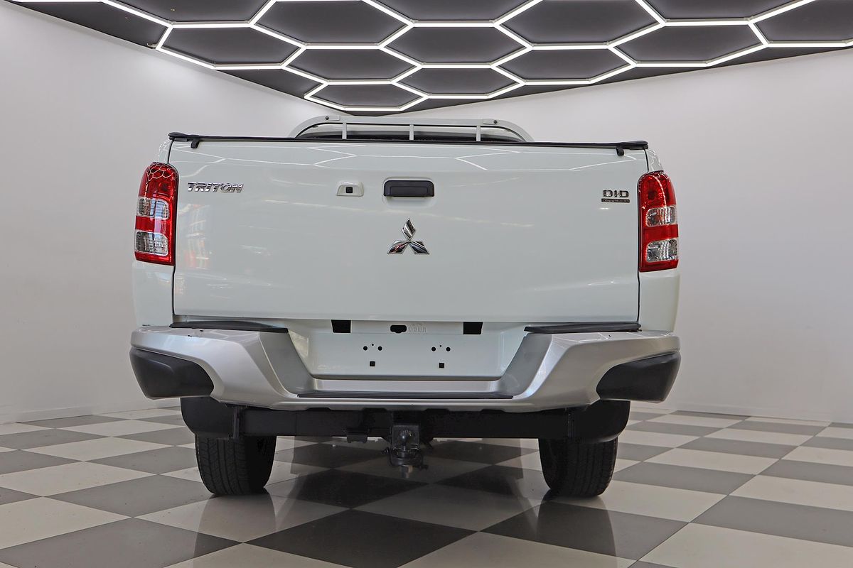 2018 Mitsubishi Triton GLX MQ 4X4