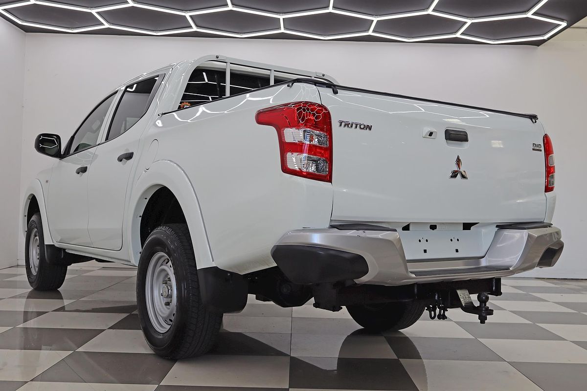 2018 Mitsubishi Triton GLX MQ 4X4