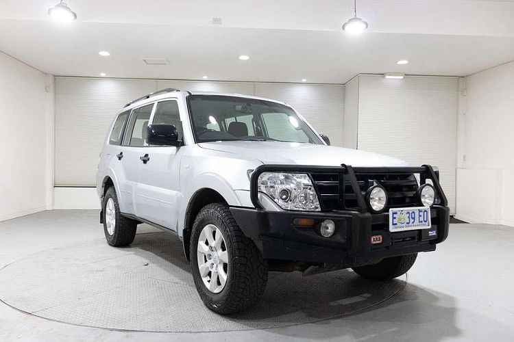 2012 Mitsubishi Pajero GLX NW