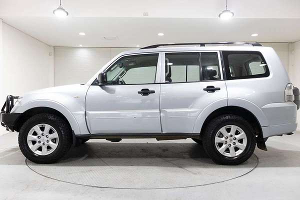 2012 Mitsubishi Pajero GLX NW