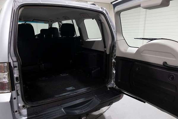 2012 Mitsubishi Pajero GLX NW
