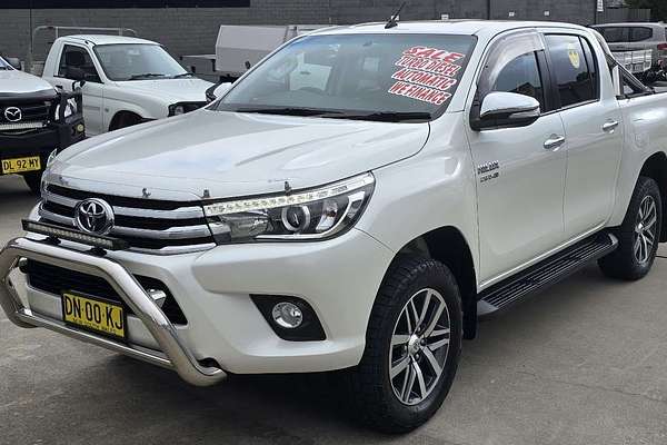 2017 Toyota Hilux SR5 GUN126R 4X4