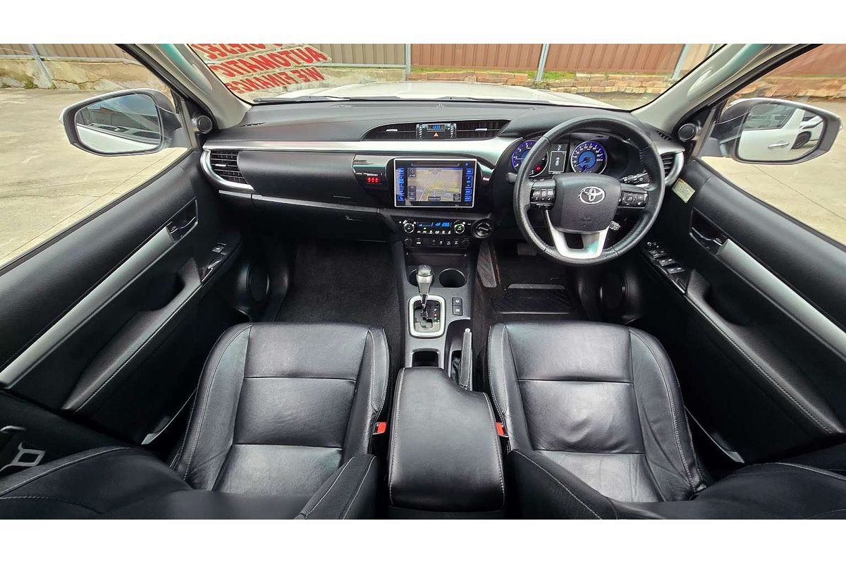 2017 Toyota Hilux SR5 GUN126R 4X4