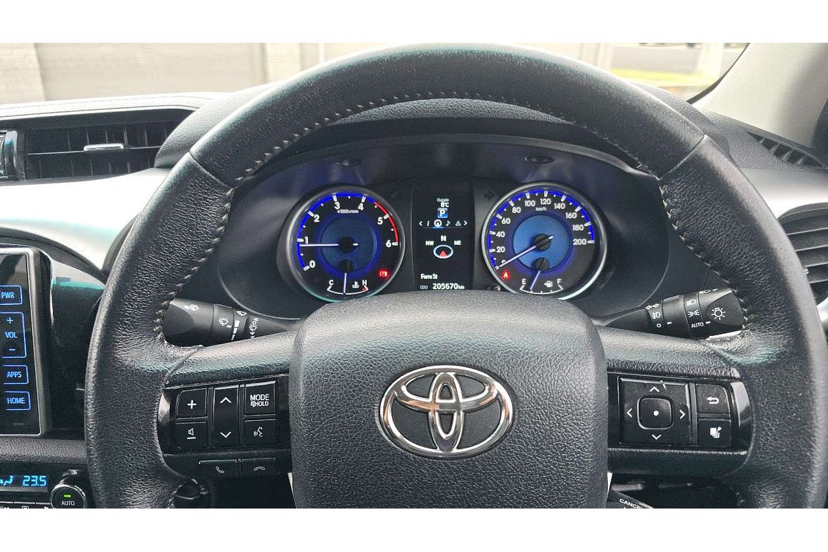 2017 Toyota Hilux SR5 GUN126R 4X4