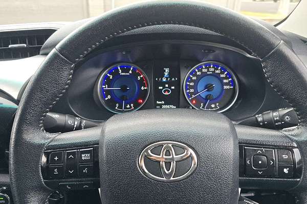 2017 Toyota Hilux SR5 GUN126R 4X4