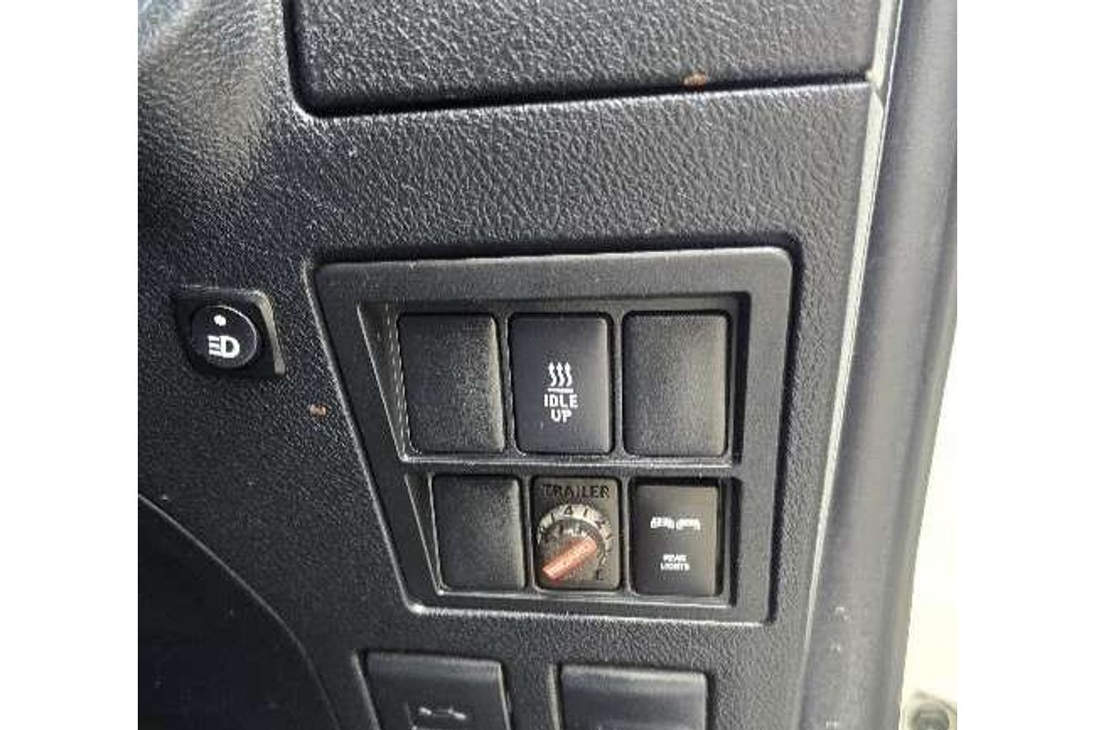 2017 Toyota Hilux SR5 GUN126R 4X4