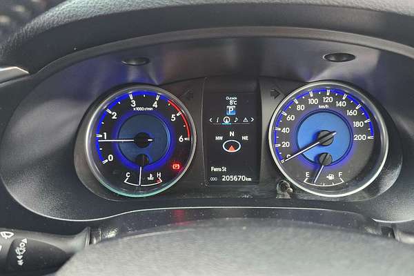 2017 Toyota Hilux SR5 GUN126R 4X4