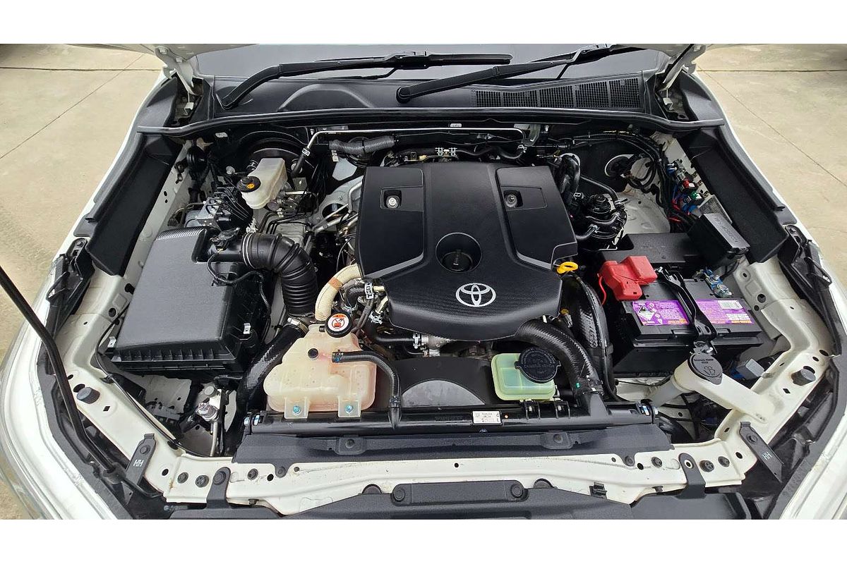 2017 Toyota Hilux SR5 GUN126R 4X4
