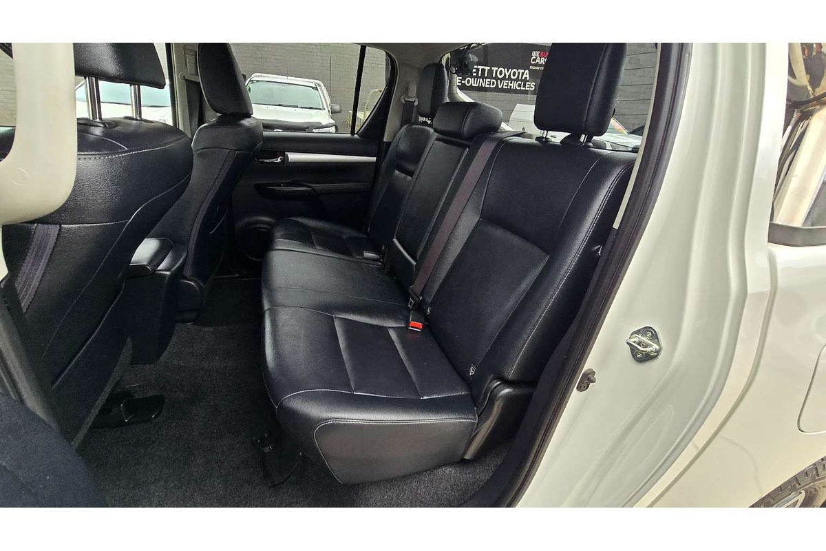 2017 Toyota Hilux SR5 GUN126R 4X4