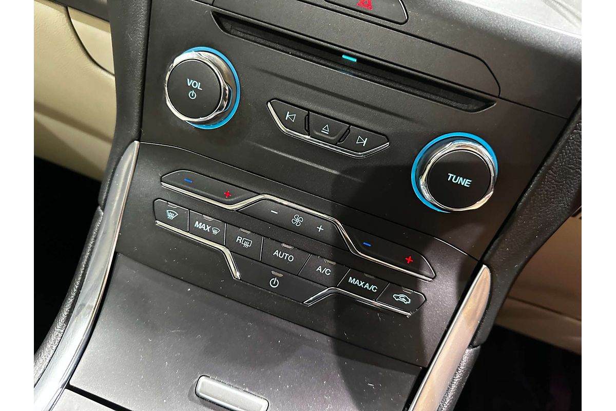 2019 Ford Endura Titanium CA
