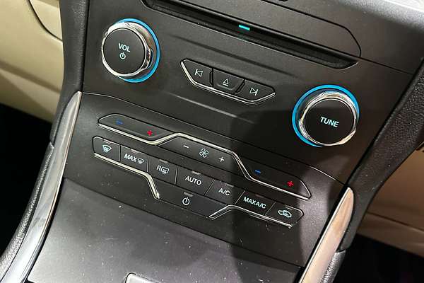 2019 Ford Endura Titanium CA
