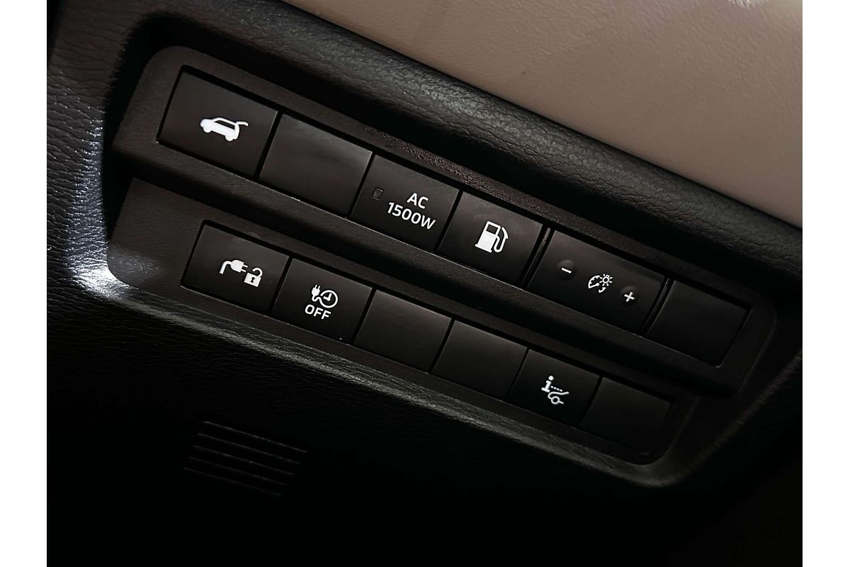 2023 Mitsubishi Outlander PHEV Exceed ZM