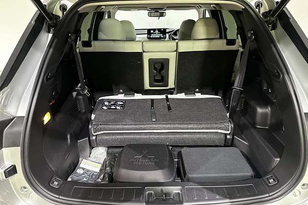 2023 Mitsubishi Outlander PHEV Exceed ZM