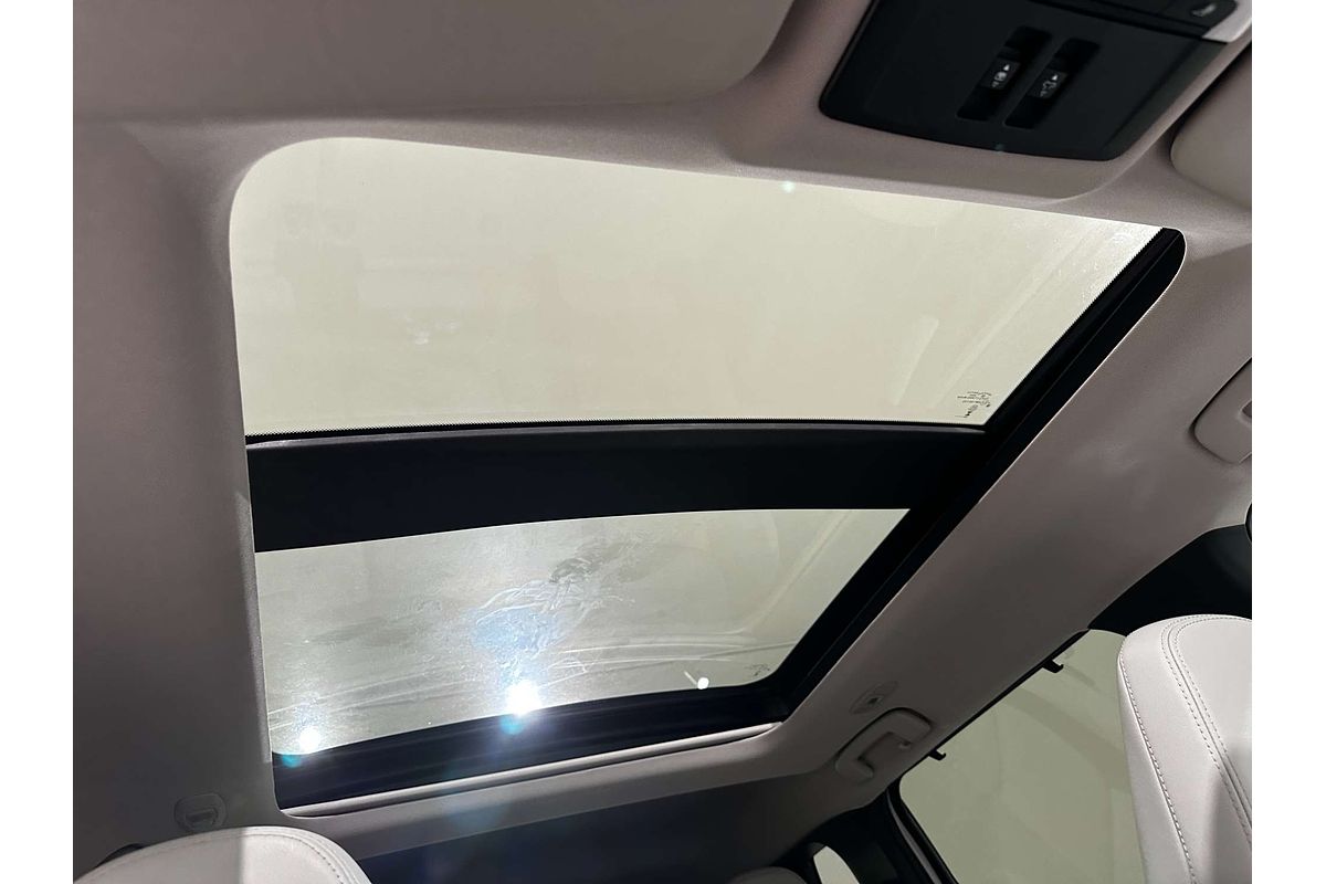 2023 Mitsubishi Outlander PHEV Exceed ZM