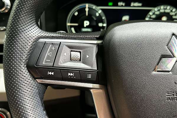 2023 Mitsubishi Outlander PHEV Exceed ZM