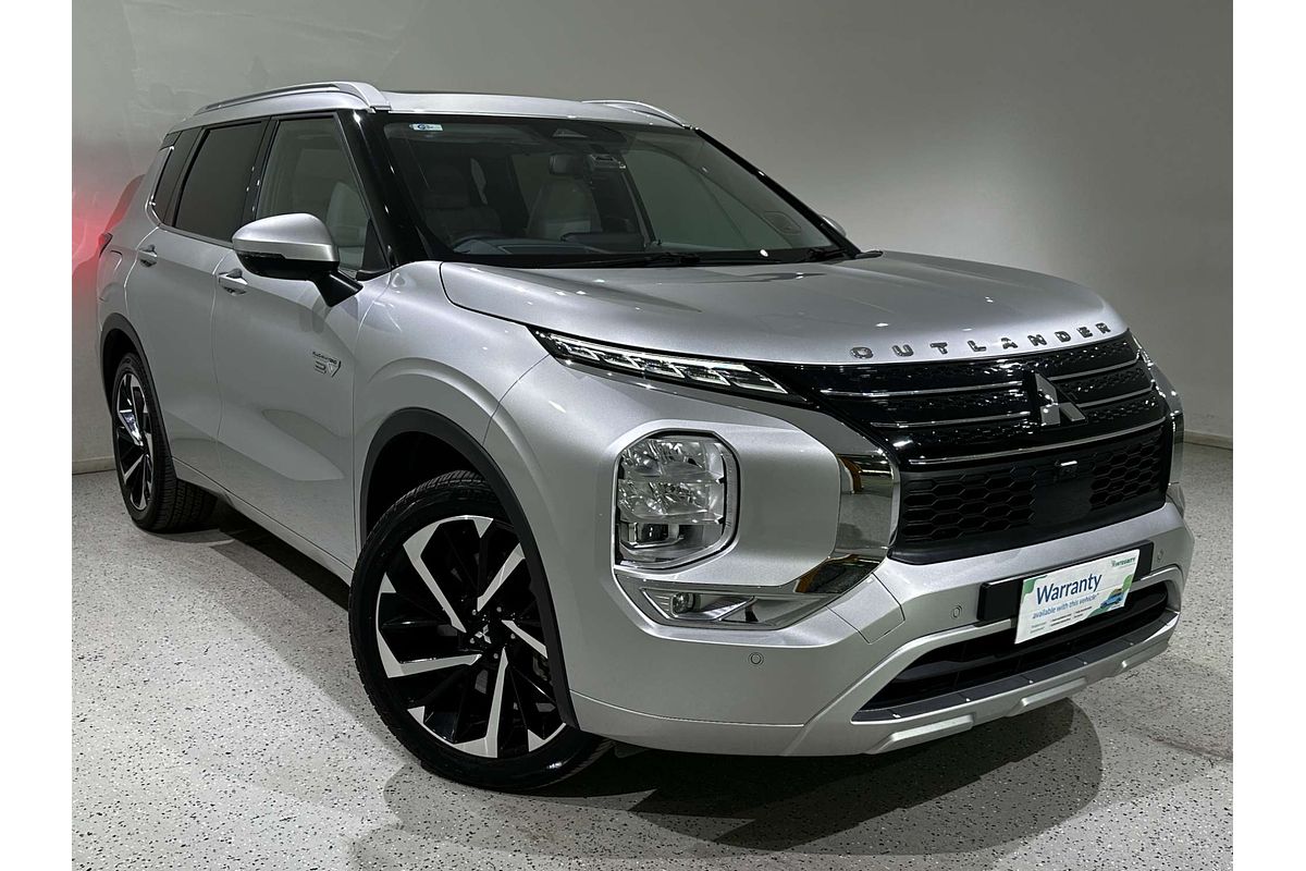 2023 Mitsubishi Outlander PHEV Exceed ZM