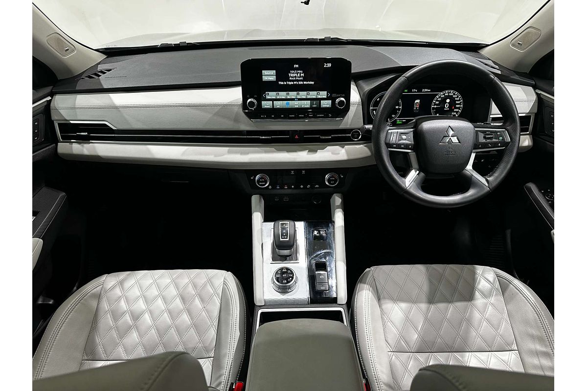 2023 Mitsubishi Outlander PHEV Exceed ZM