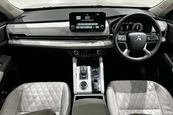 2023 Mitsubishi Outlander PHEV Exceed ZM
