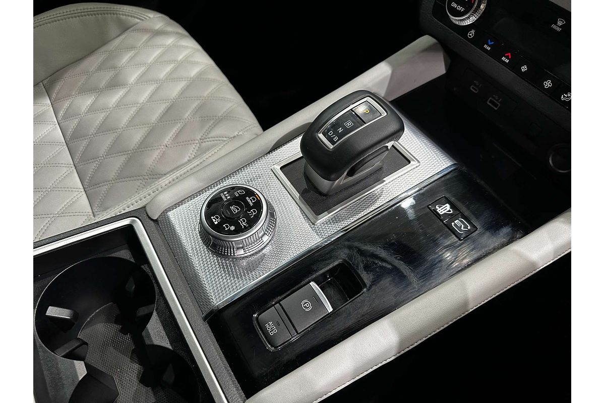 2023 Mitsubishi Outlander PHEV Exceed ZM