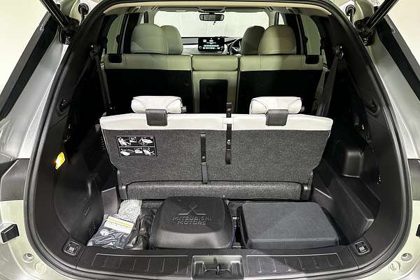 2023 Mitsubishi Outlander PHEV Exceed ZM
