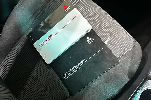 2021 Mitsubishi Pajero Sport GLX QF