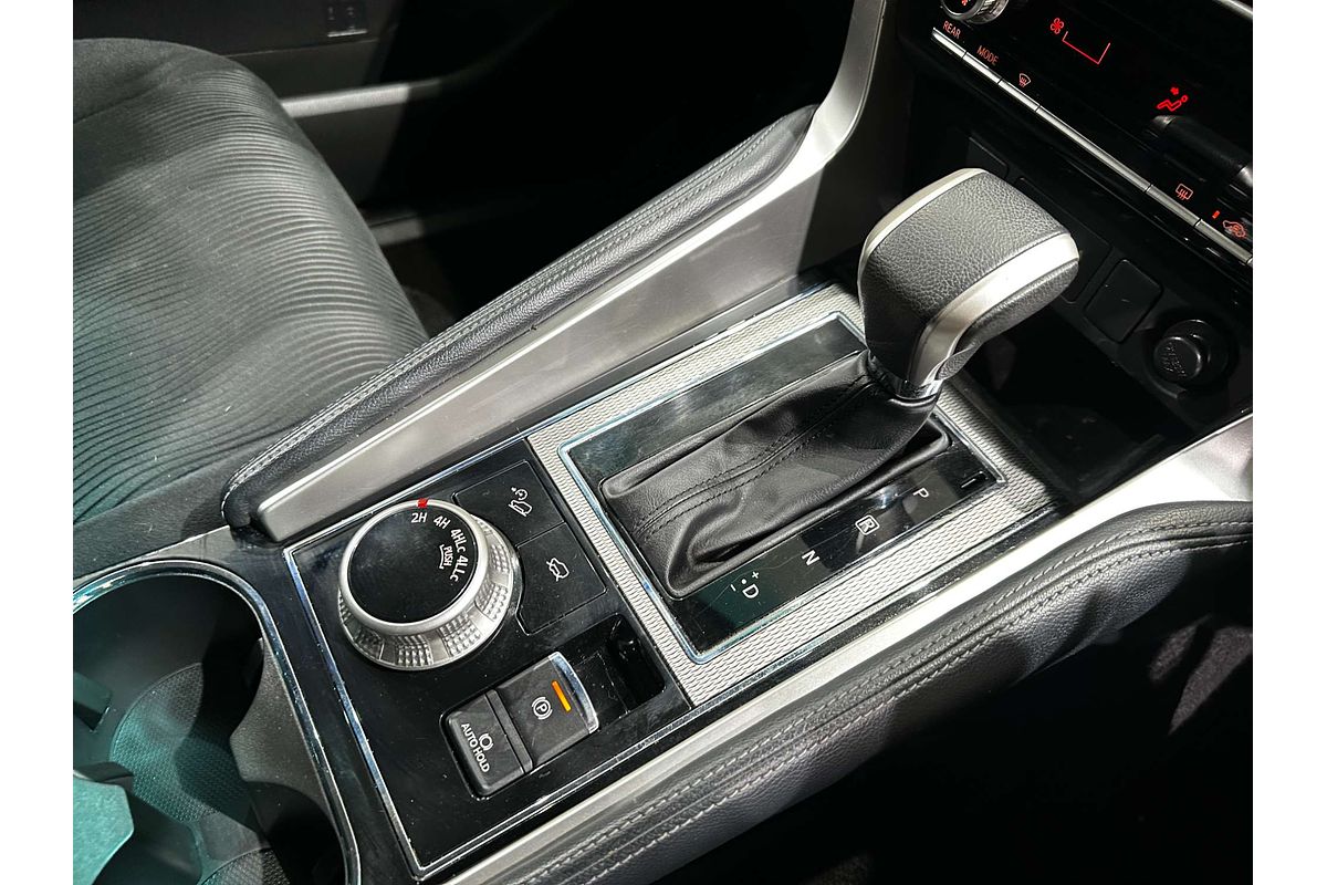 2021 Mitsubishi Pajero Sport GLX QF