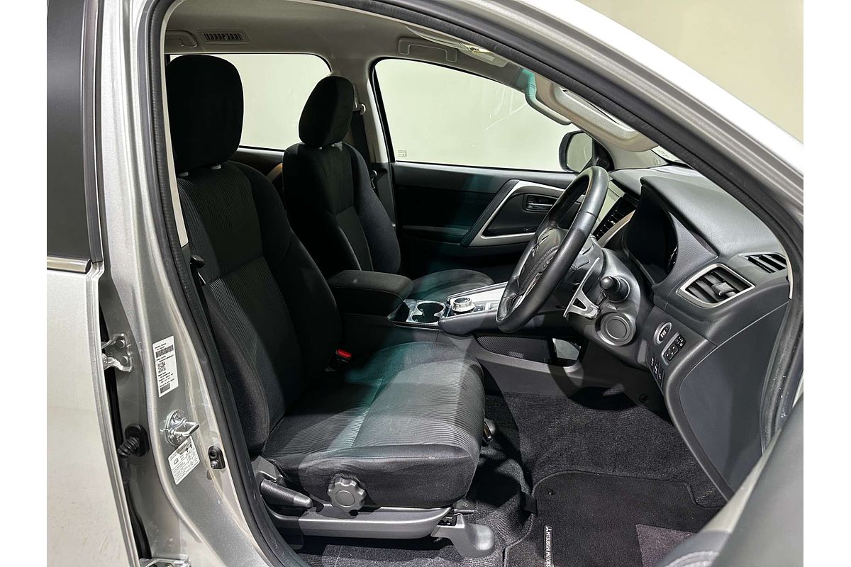 2021 Mitsubishi Pajero Sport GLX QF