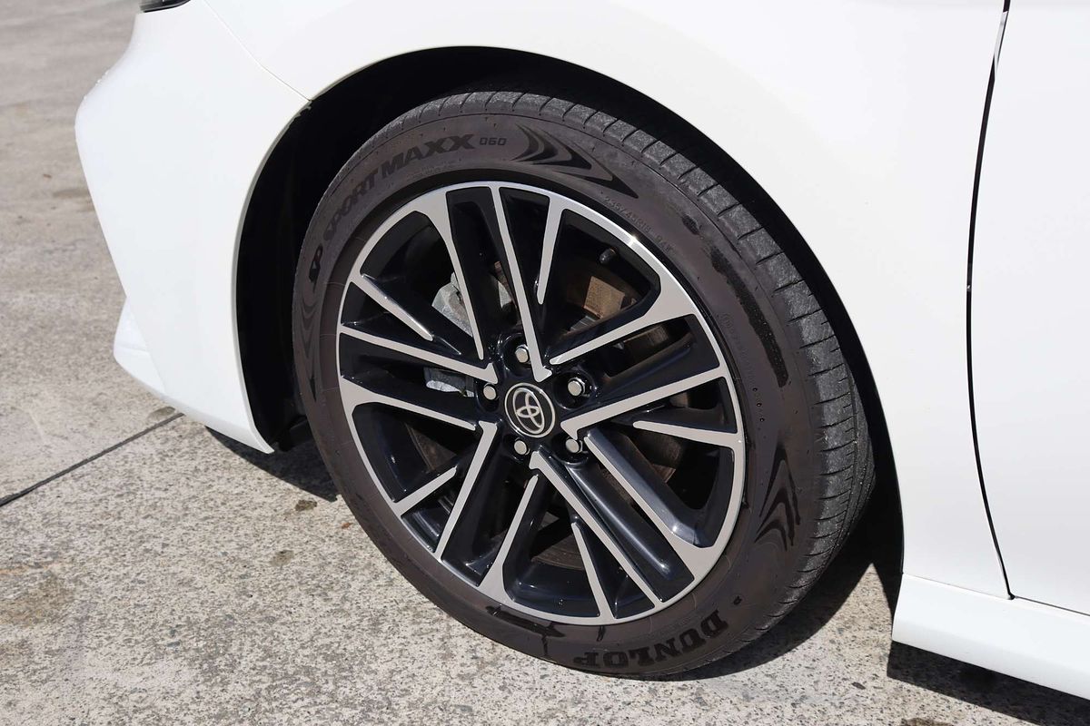 2024 Toyota Camry SL AXVH80R