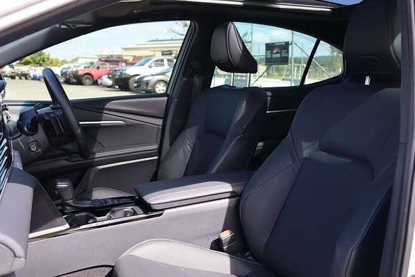 2024 Toyota Camry SL AXVH80R