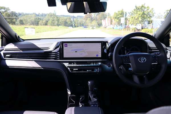 2024 Toyota Camry SL AXVH80R