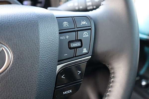 2024 Toyota Camry SL AXVH80R