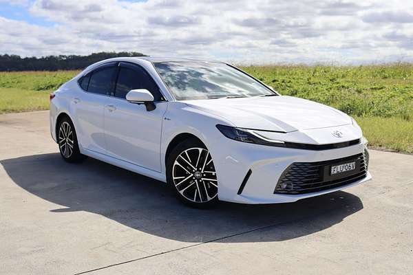 2024 Toyota Camry SL AXVH80R
