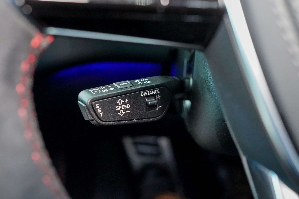 2025 Audi RS7 Performance 4K